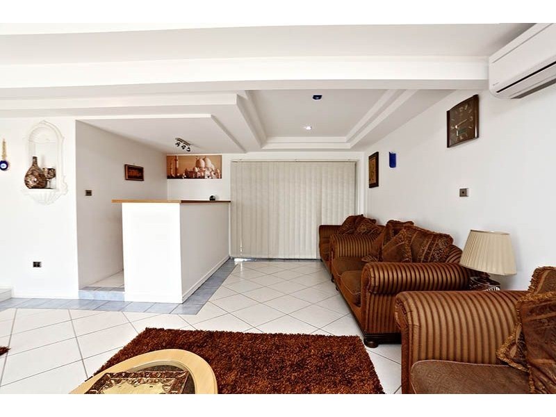 28 Windrush Circuit, St Clair NSW 2759
