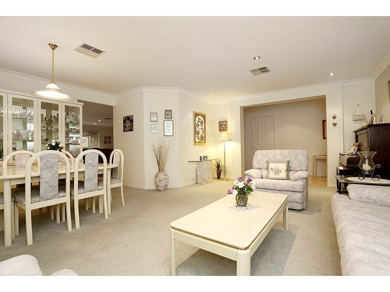 24 Peak Street, Glenwood NSW 2768