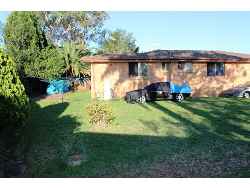 4 Dove Place, St Clair NSW 2759