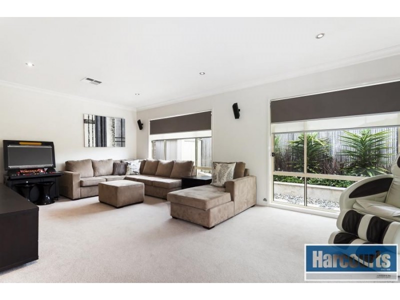 7 Redbush Close, Rouse Hill NSW 2155