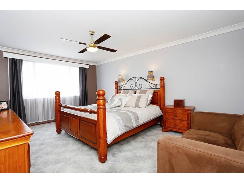 17 Oleander Crescent, Riverstone NSW 2765