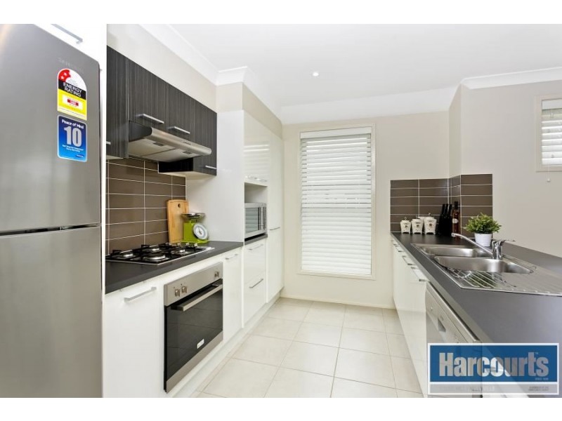 5 Coobowie Drive, The Ponds NSW 2769