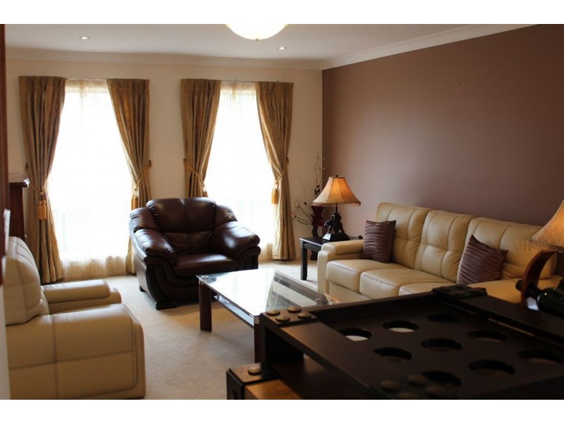 15 Cranebrook Avenue, Stanhope Gardens NSW 2768