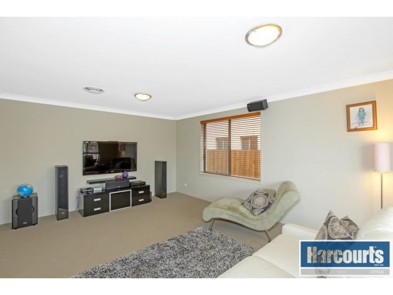 8 Ulmara Avenue, The Ponds NSW 2769