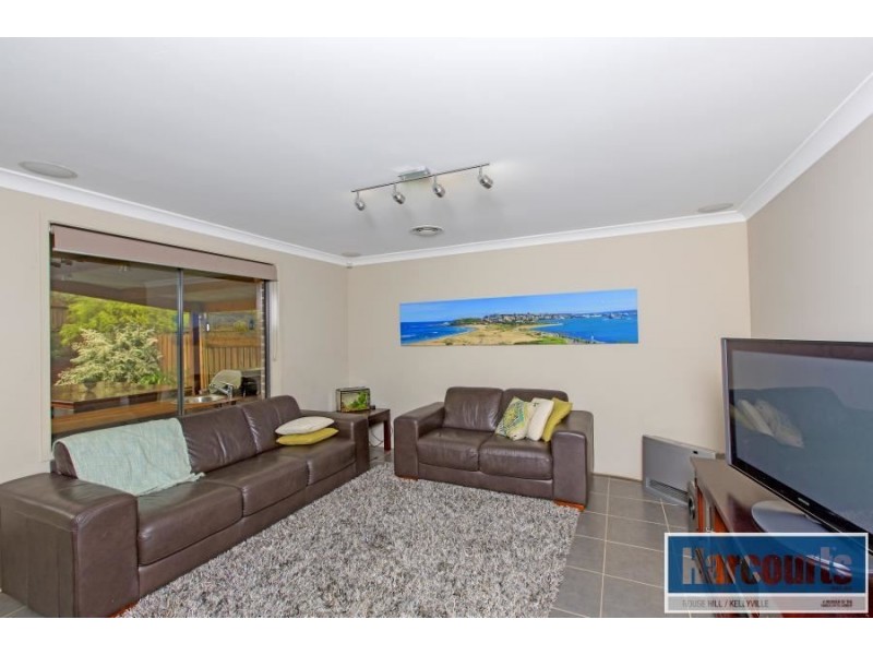 8 Ulmara Avenue, The Ponds NSW 2769