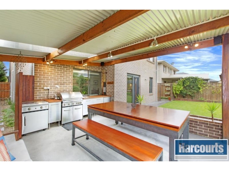8 Ulmara Avenue, The Ponds NSW 2769