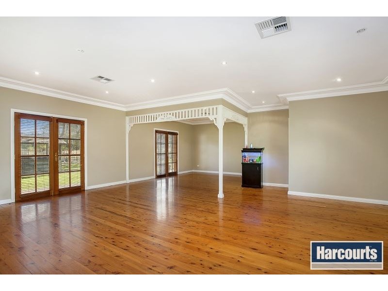 10 Victor Avenue, Kemps Creek NSW 2178