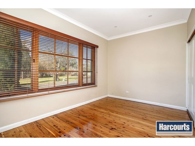 10 Victor Avenue, Kemps Creek NSW 2178