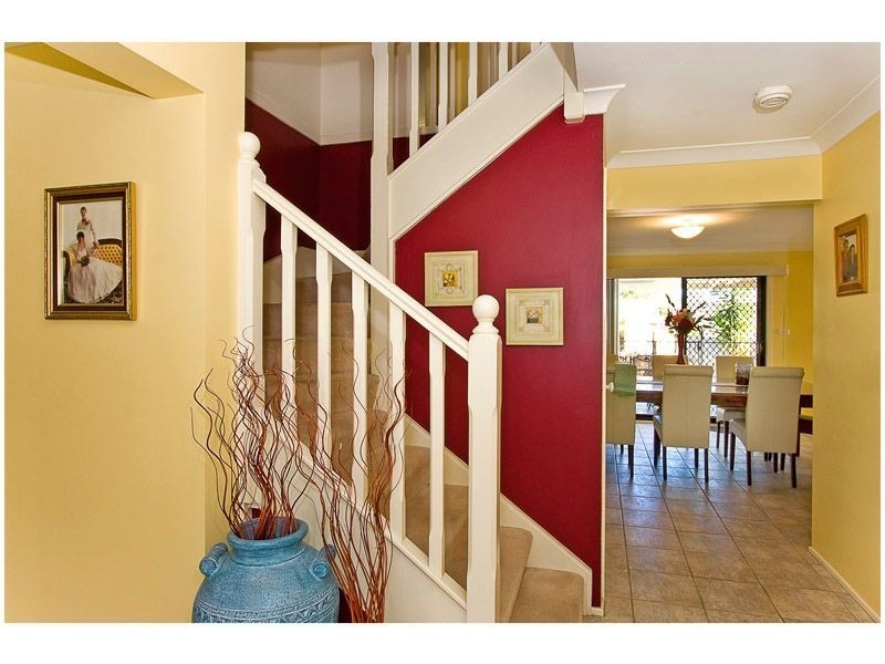 8 Paramount Crescent, Kellyville NSW 2155