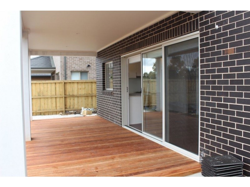 60 Bridgewood Drive, Beaumont Hills NSW 2155