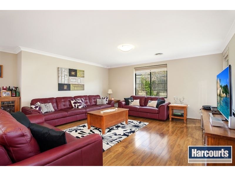 22 Paringa Drive, The Ponds NSW 2769