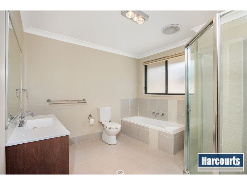 22 Paringa Drive, The Ponds NSW 2769