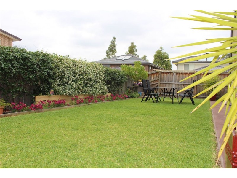 18 Hedge Street, Rouse Hill NSW 2155