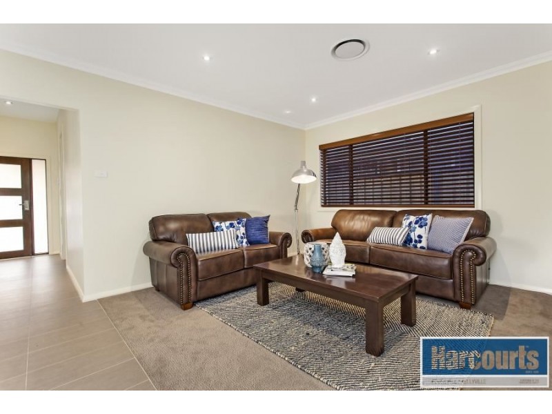 33 Arrowroot Street, The Ponds NSW 2769