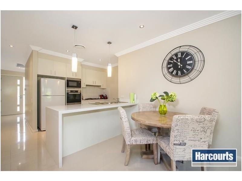 33/28 Rosebank Avenue, Dural NSW 2158