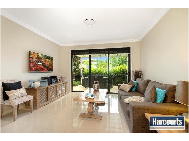 33/28 Rosebank Avenue, Dural NSW 2158