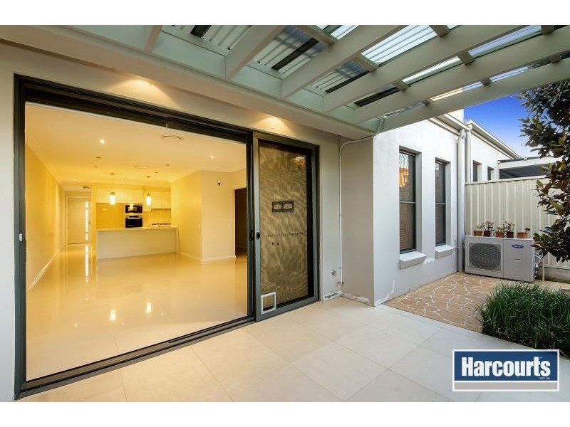 33/28 Rosebank Avenue, Dural NSW 2158