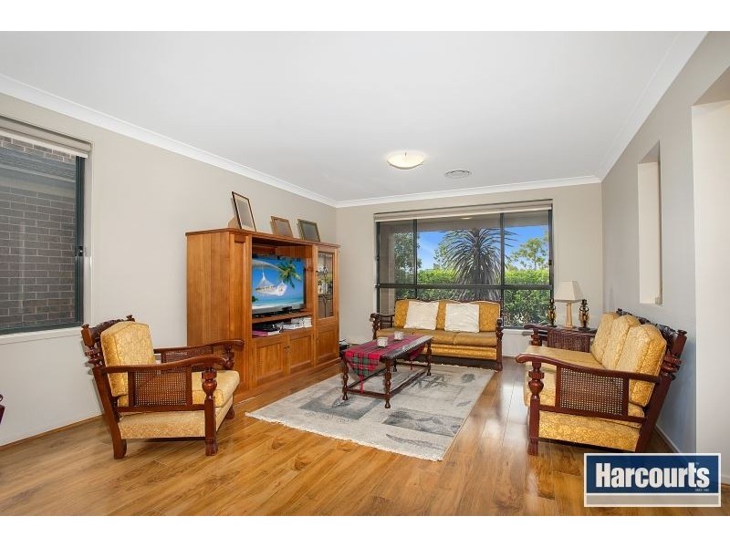 22 Paringa Drive, The Ponds NSW 2769