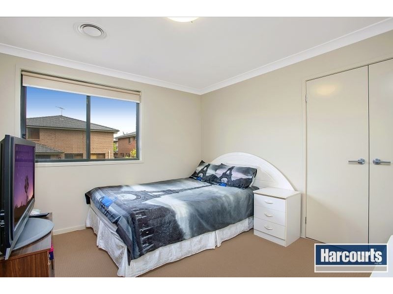 22 Paringa Drive, The Ponds NSW 2769