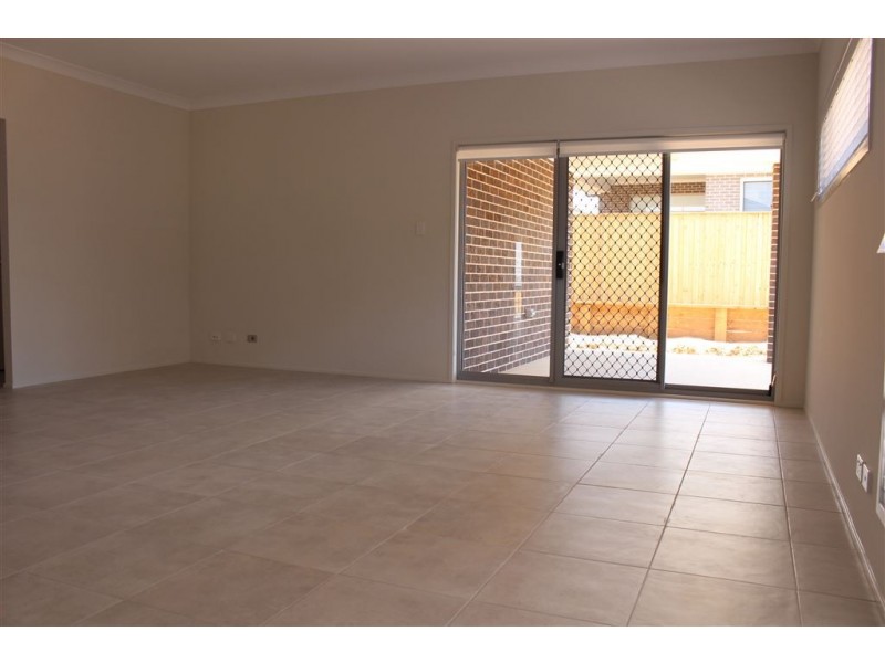 12 Bridgewater Crescent, Beaumont Hills NSW 2155