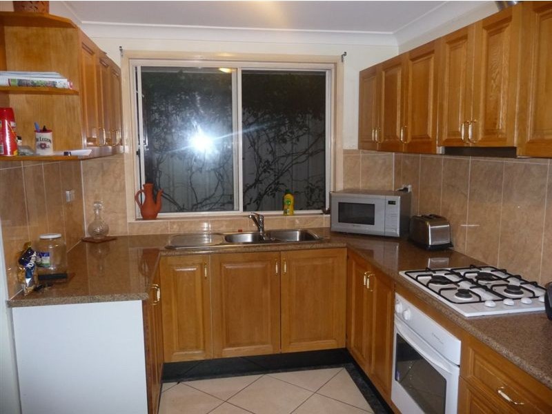 8 Balmain Place, Huntington Heights NSW 2767