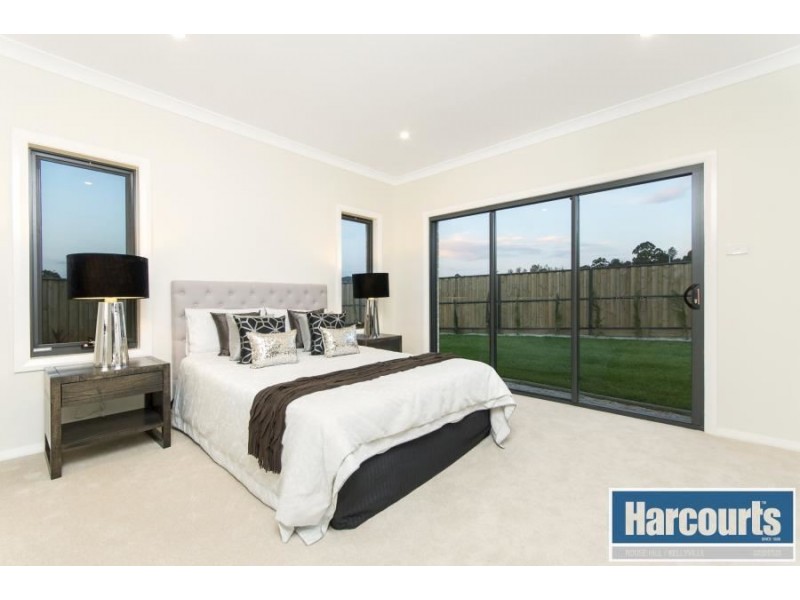 31 Lewis Jones Drive, Kellyville NSW 2155