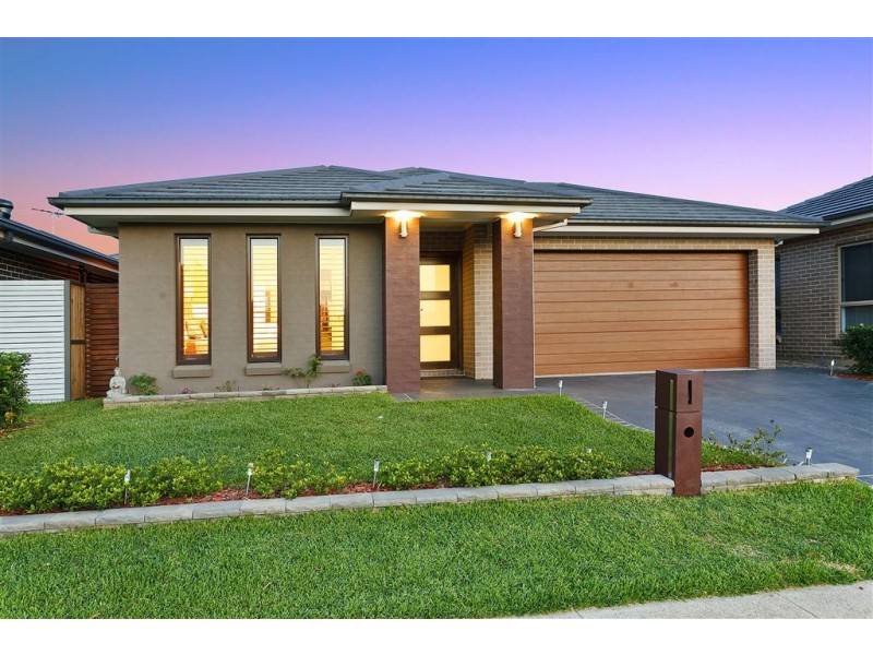 33 Arrowroot Street, The Ponds NSW 2769