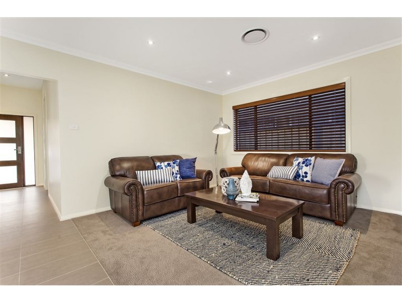 33 Arrowroot Street, The Ponds NSW 2769