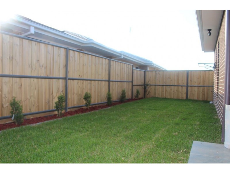 13 Centennial Drive, The Ponds NSW 2769