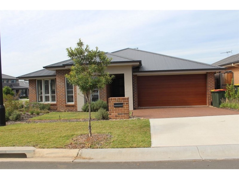 25 Estuary Crescent, The Ponds NSW 2769