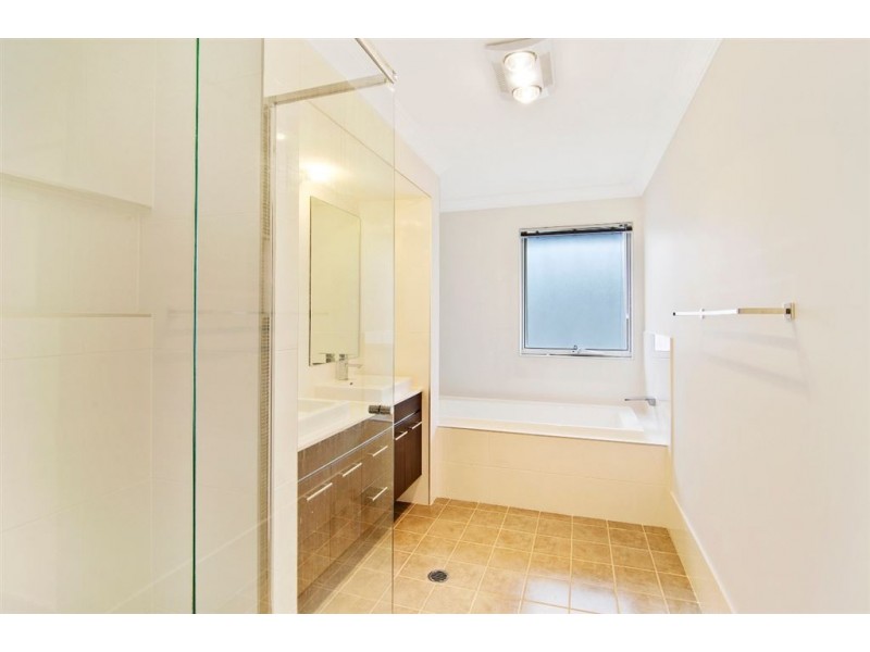 2 Carmargue Street, Beaumont Hills NSW 2155