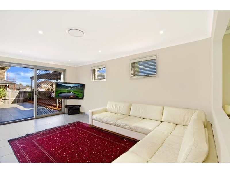 48 Ridgeline Drive, The Ponds NSW 2769