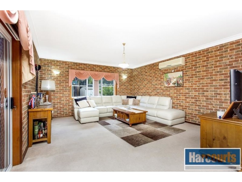 95 Amphitheatre Circuit, Baulkham Hills NSW 2153