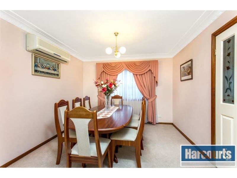 95 Amphitheatre Circuit, Baulkham Hills NSW 2153
