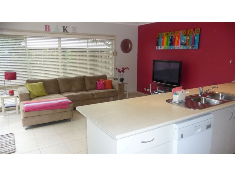 8 Seaford Cct, Kellyville Ridge NSW 2155