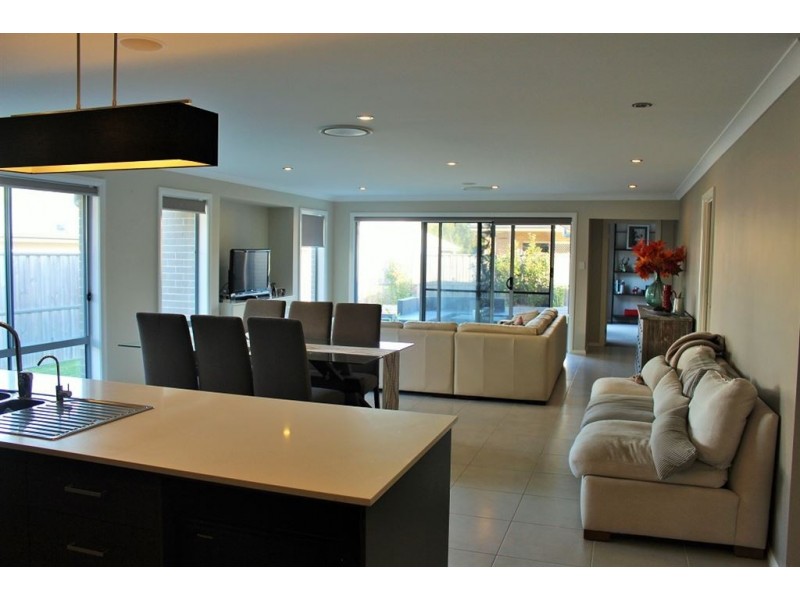 10 Barkala Street, The Ponds NSW 2769