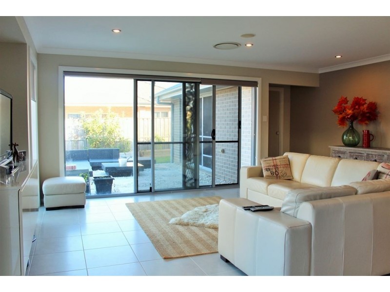 10 Barkala Street, The Ponds NSW 2769