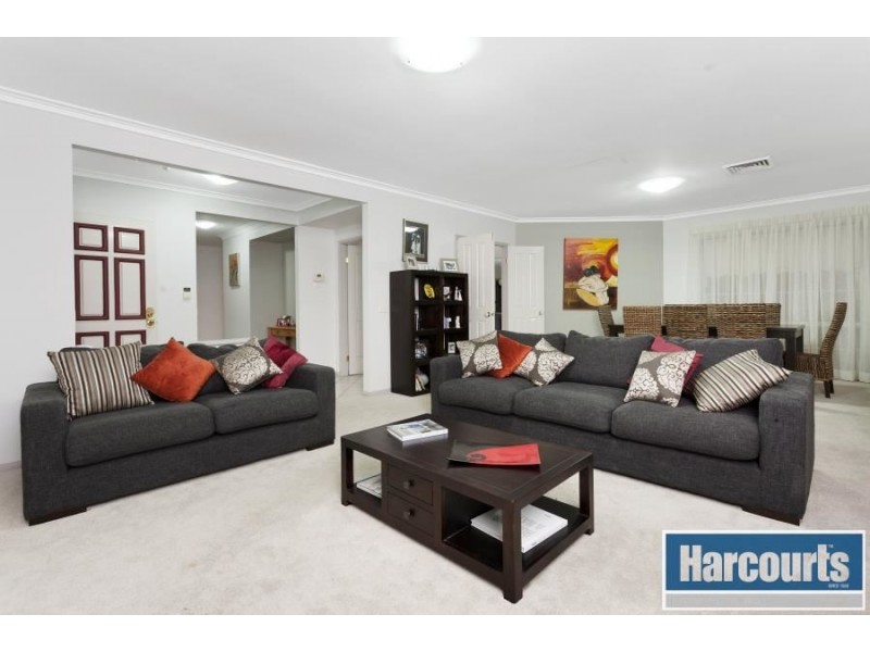 8 Mailey Circuit, Rouse Hill NSW 2155