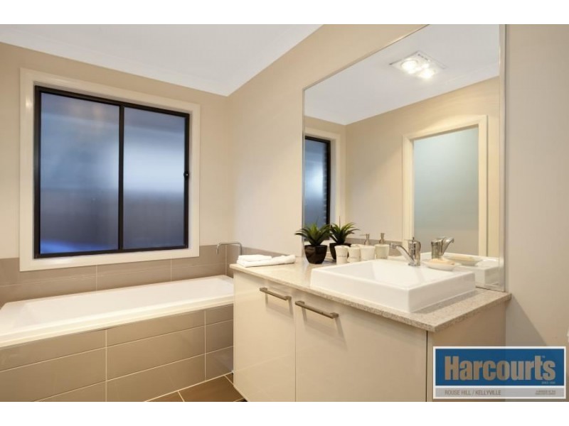 10 Fanflower Street, The Ponds NSW 2769