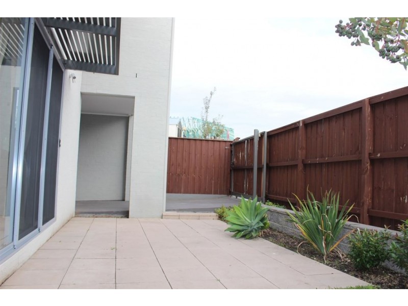 34 Caddies Boulevard, Rouse Hill NSW 2155