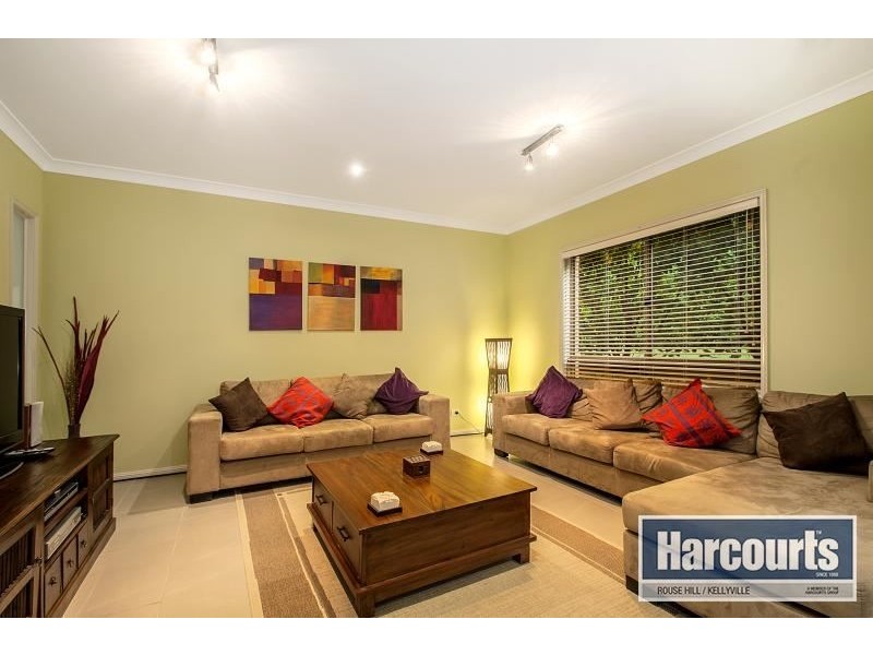 8 Highlands Way, Rouse Hill NSW 2155