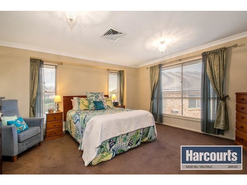 8 Highlands Way, Rouse Hill NSW 2155