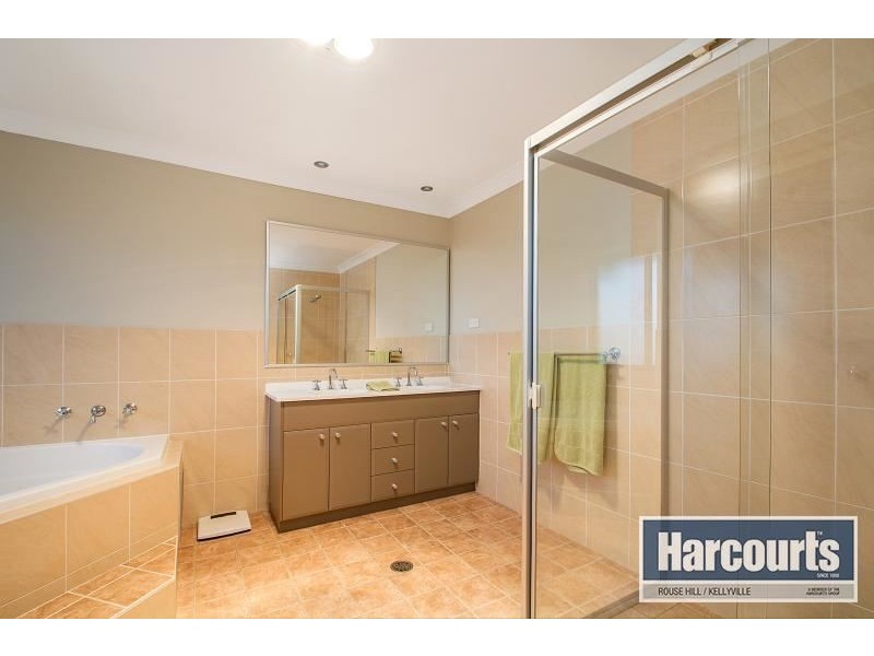 8 Highlands Way, Rouse Hill NSW 2155