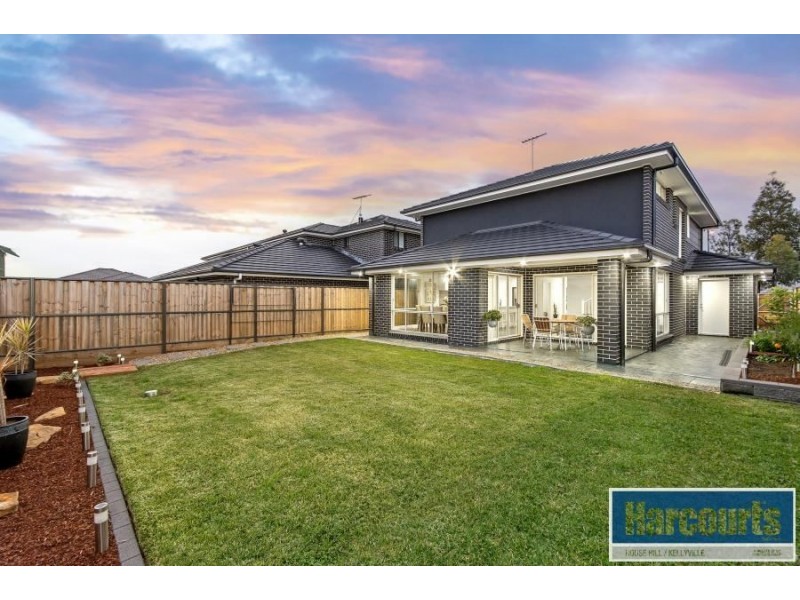 11 Lyrebird Crescent, The Ponds NSW 2769