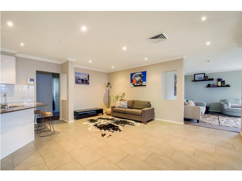13 Honeyeater Crescent, Beaumont Hills NSW 2155