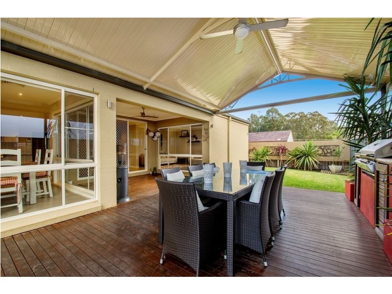 13 Honeyeater Crescent, Beaumont Hills NSW 2155
