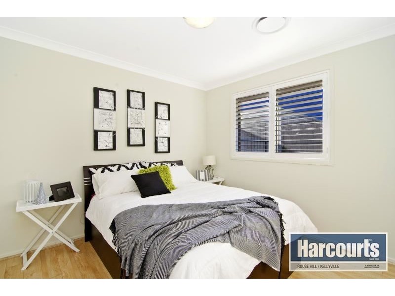 8 Holman Street, Kellyville NSW 2155