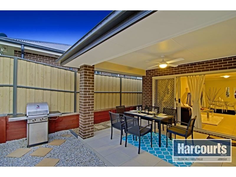 8 Holman Street, Kellyville NSW 2155