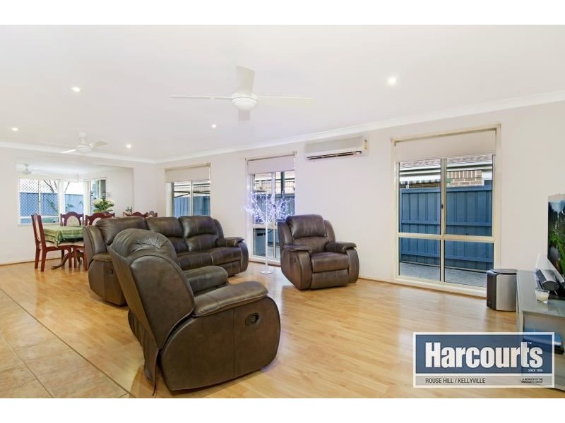 35 Canyon Drive, Stanhope Gardens NSW 2768
