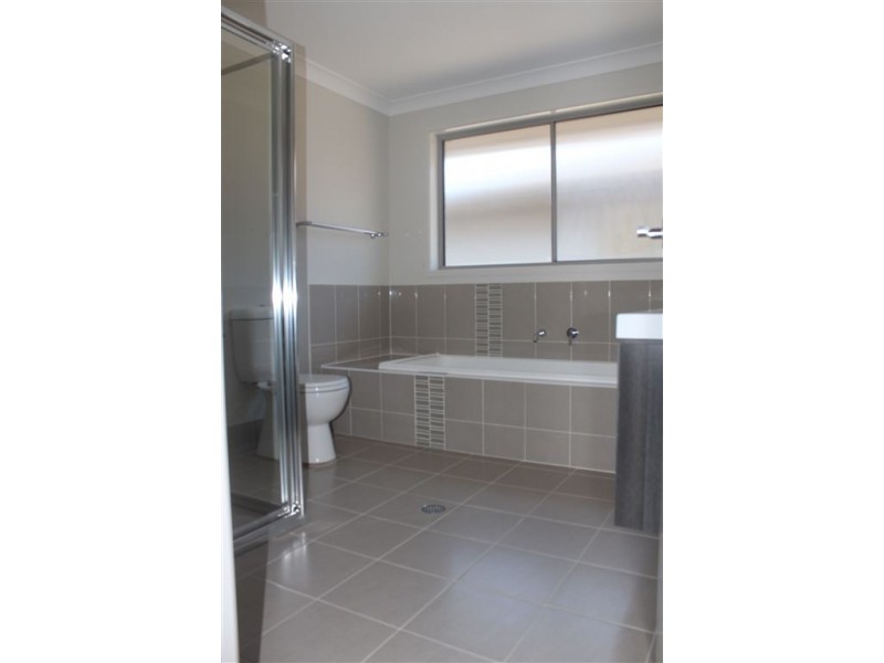 8 Langton Street, Riverstone NSW 2765